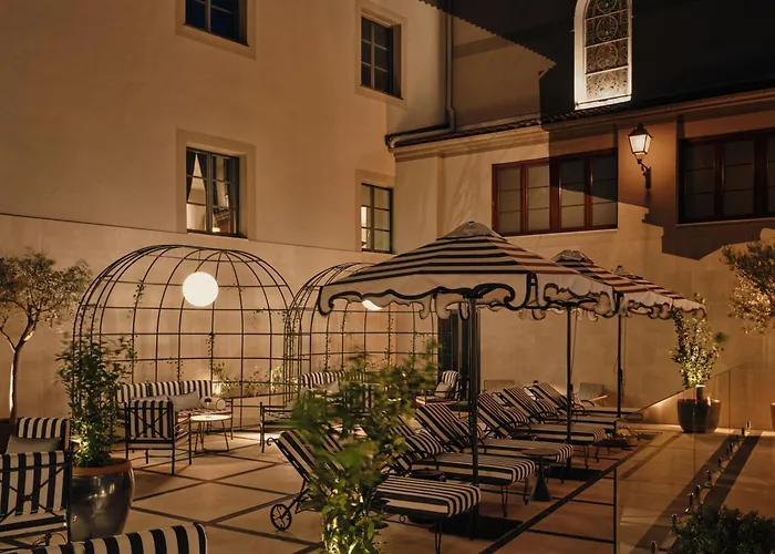 Pamplona Catedral Hotel